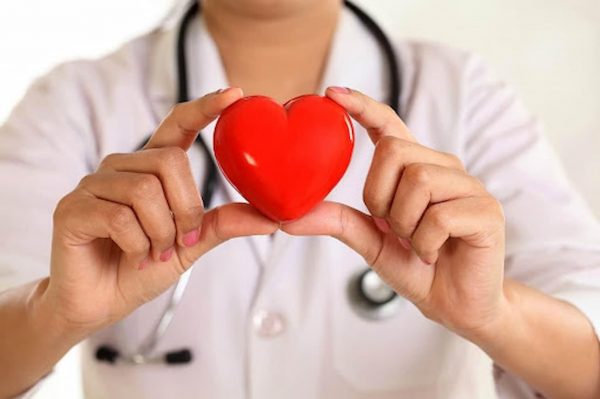Women or Men: Who Has a Higher Risk of Heart Attack?